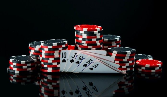 ROYAL CASINO Welcome Bonus